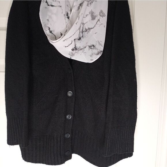 Ann Taylor L BlackWoolModalBlend 3/4 SleeveV-neckKnittedButtonUp Women'sCardigan - Picture 2 of 5